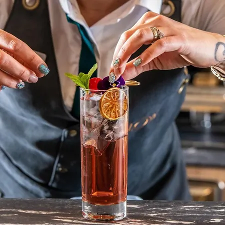 Flow & Conference 4*