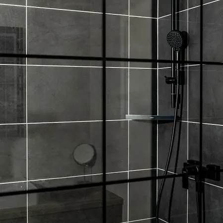 Hotel Flow & Conference