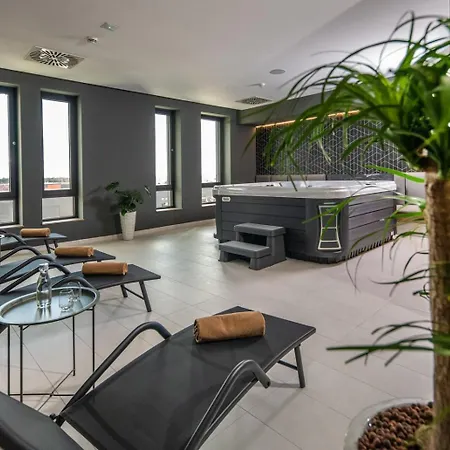 Flow & Conference 4*