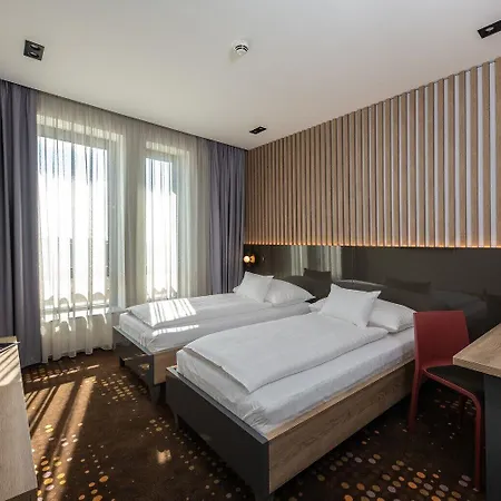 Flow & Conference 4*