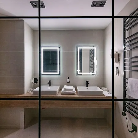 Flow & Conference Hotel Inárcs