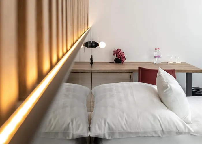 Hotel Flow & Conference