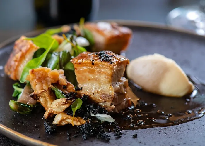 Hotel Flow & Conference